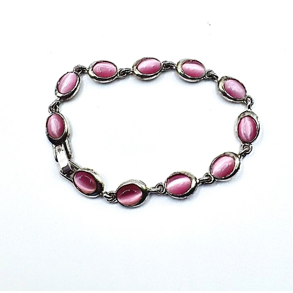 Vintage Pink Cat’s Eye Bracelet Silver Tone Oval Link Bracelet 7.25 Inch